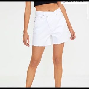 lessons assymetrical white shorts! is a size 14 aus, meaning a us size 10